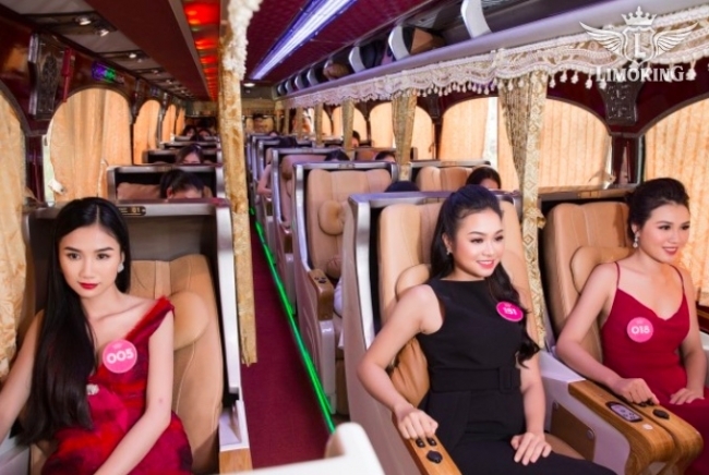 Xe VIP limousine 19 chỗ Sài Gòn đi Mũi Né: Xe du lịch “sang chảnh, thời thượng” dành cho công ty