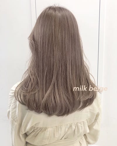 Cùng thử ngay xu hướng mới nhất với tóc trà sữa độc đáo! Màu nhuộm này sẽ mang lại cho bạn một kiểu tóc đầy sáng tạo và trẻ trung. Hãy xem hình ảnh liên quan để khám phá những phong cách tuyệt vời với màu tóc trà sữa, và cho phép tóc của bạn trở thành trà sữa ngon tuyệt nhất nhé!