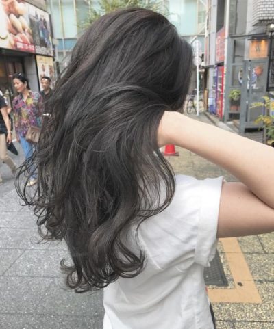 20 kiểu tóc uốn gợn sóng dễ thương nhẹ nhàng style Hàn Quốc