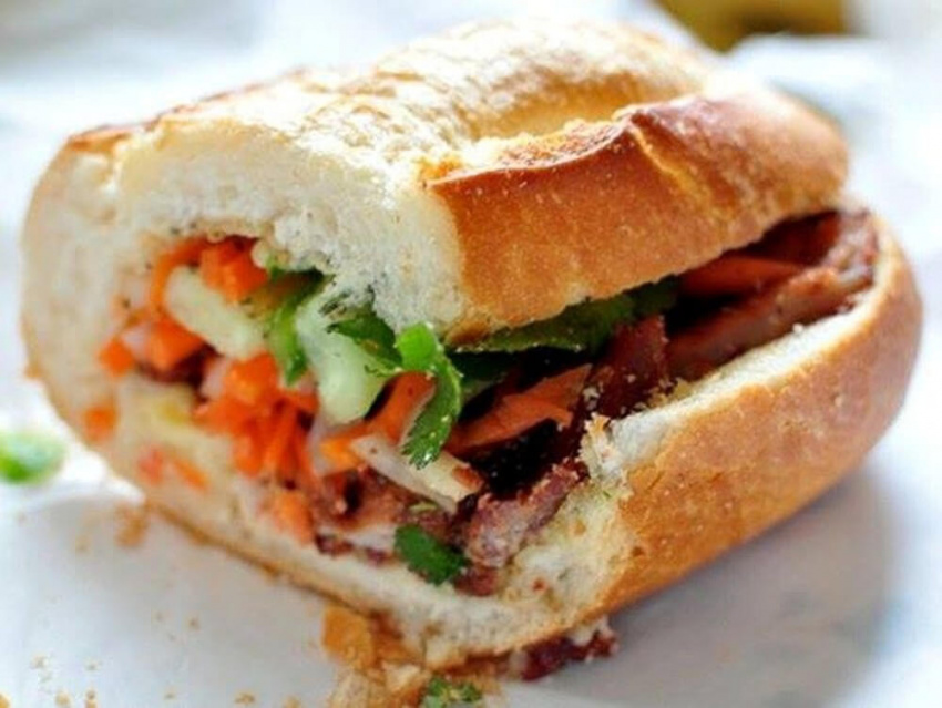 La cà top 5+ hiệu bánh mì ngon ở Hà Nội