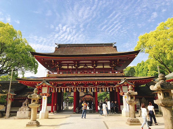, top 9 đền chùa nổi tiếng ở nhật bản thích hợp cho chuyến du lịch cầu an đầu năm của bạn và gia đình