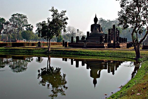 ayutthaya, chùa chan sonkhram, chùa si sawai, một số thông tin văn hoá thái lan có thể bạn chưa biết