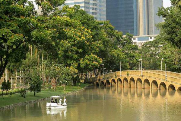 công viên chatuchak part, công viên lumphini, công viên safari world, công viên lớn nhất tại thủ đô bangkok, thái lan