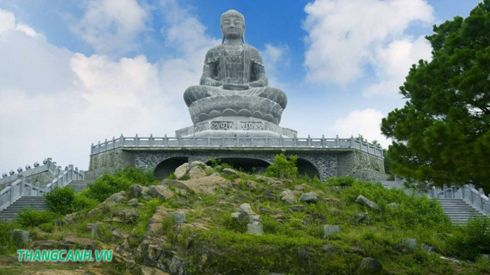 bắc ninh, chùa phật tích, chùa phật tích và bức tượng bằng đá xanh lớn nhất việt nam