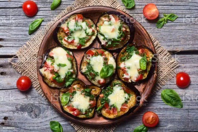 ẩm thực, món ngon, cách làm pizza cà tím – món ăn mới lạ ít ai biết!