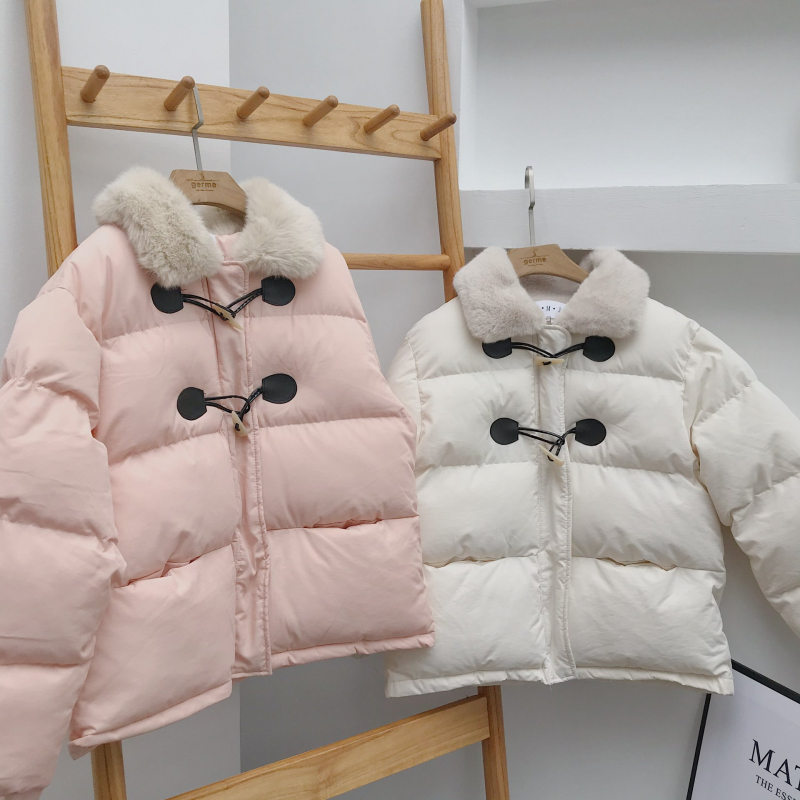 Top 10 shop bán áo khoác phao nữ đẹp nhất TPHCM - sakurafashion.vn