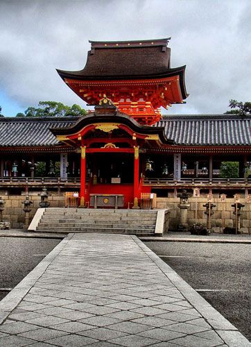 các đền thờ thần đạo ở kyoto