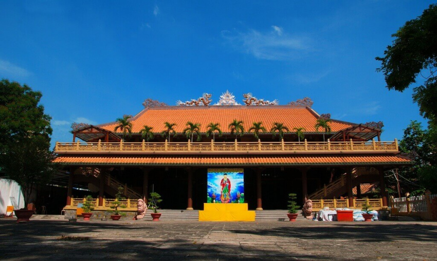 thăm đền chùa đầu năm, du lịch chùa đầu năm, đi chùa, chùa, top 10 ngôi chùa việt nam đẹp nhất 