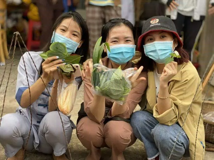 Khám phá 4 phiên chợ độc đáo ở Việt Nam giàu văn hóa đặc sắc