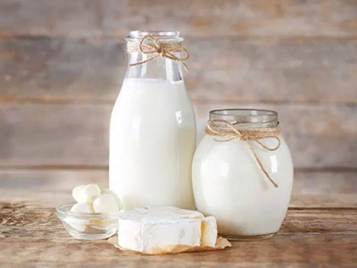 sức khỏe, thực phẩm, chúng ta nên uống bao nhiêu sữa một ngày?