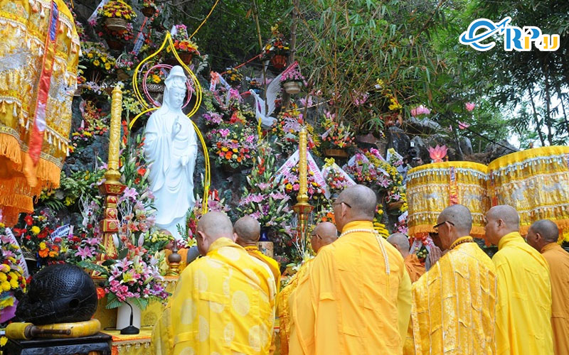 chùa quan âm, khám phá ngôi chùa quan âm là thánh địa phật giáo tại đà nẵng