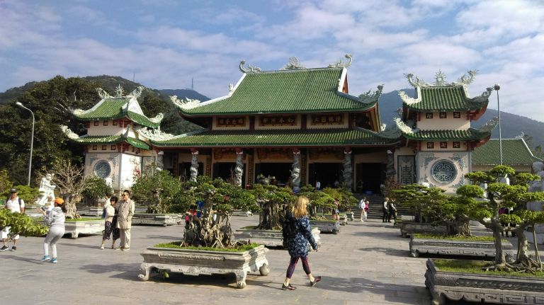 chùa linh ứng | ngôi chùa tâm linh nổi tiếng nhất xứ đà